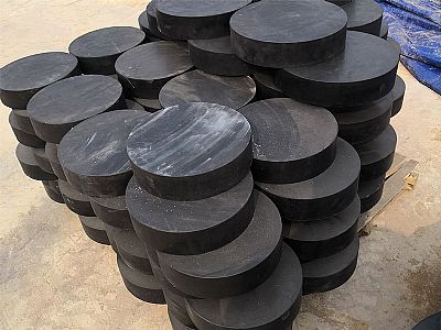 鹤城区板式橡胶支座由若干层橡胶片与薄钢板经加压硫化